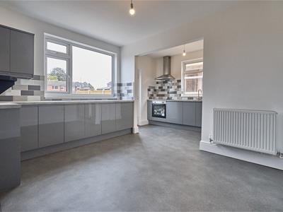 Refitted Open Plan Dining/Kitchen to Rear